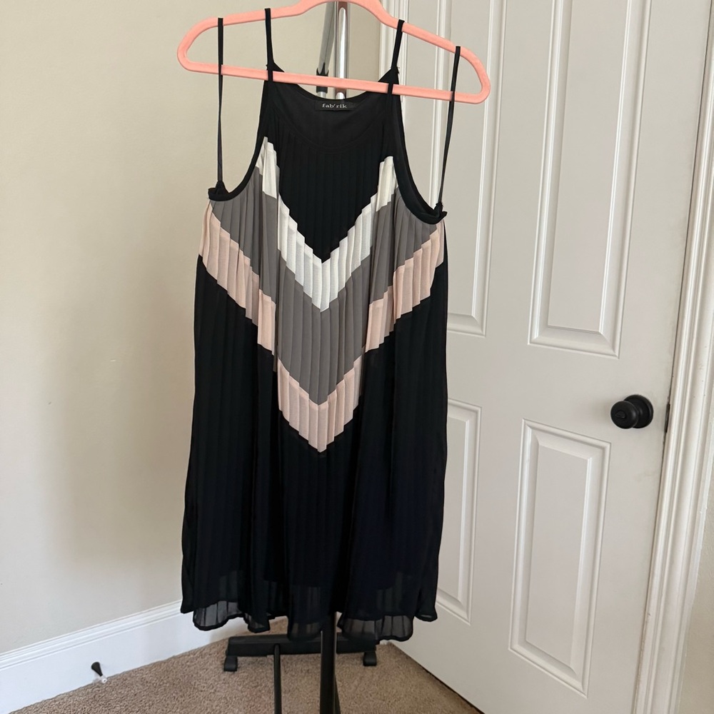 fab'rik Black and Cream Chevron Mini Dress, Medium